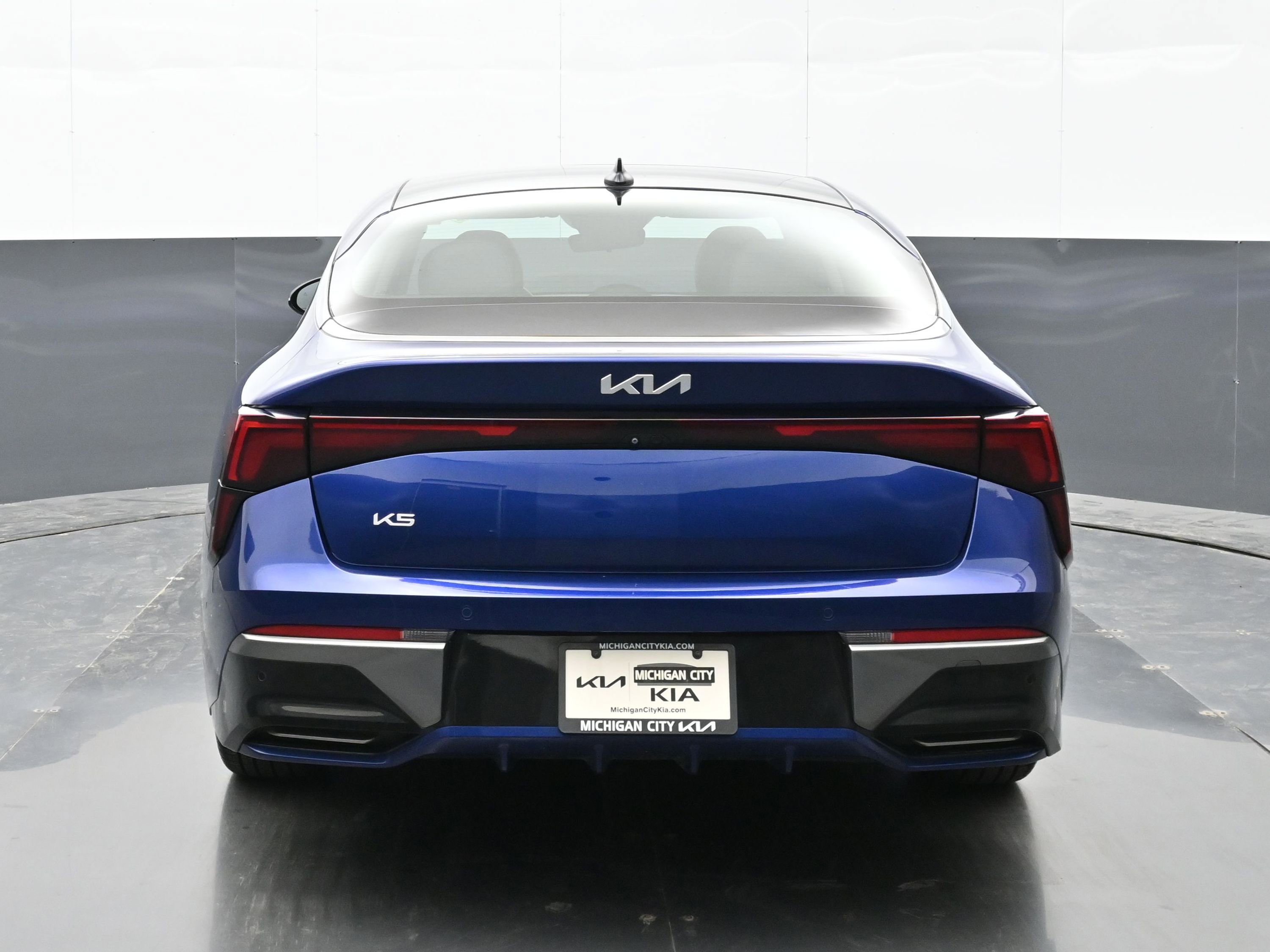 Used 2025 Kia K5 EX image 3