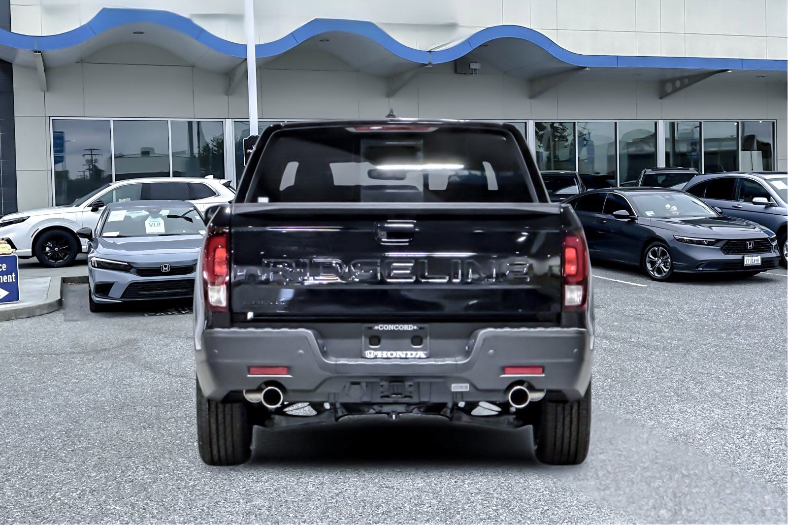 New 2026 Honda Ridgeline Black Edition image 9