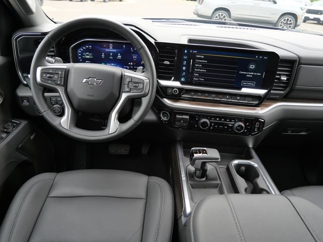 Used 2026 Chevrolet Silverado 1500 RST w/ Redline Edition AWD/4WD image 15