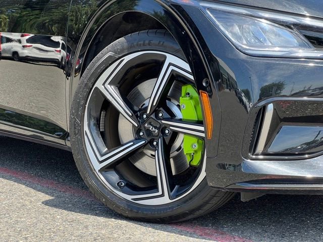 Certified 2023 Kia EV6 GT AWD/4WD image 2