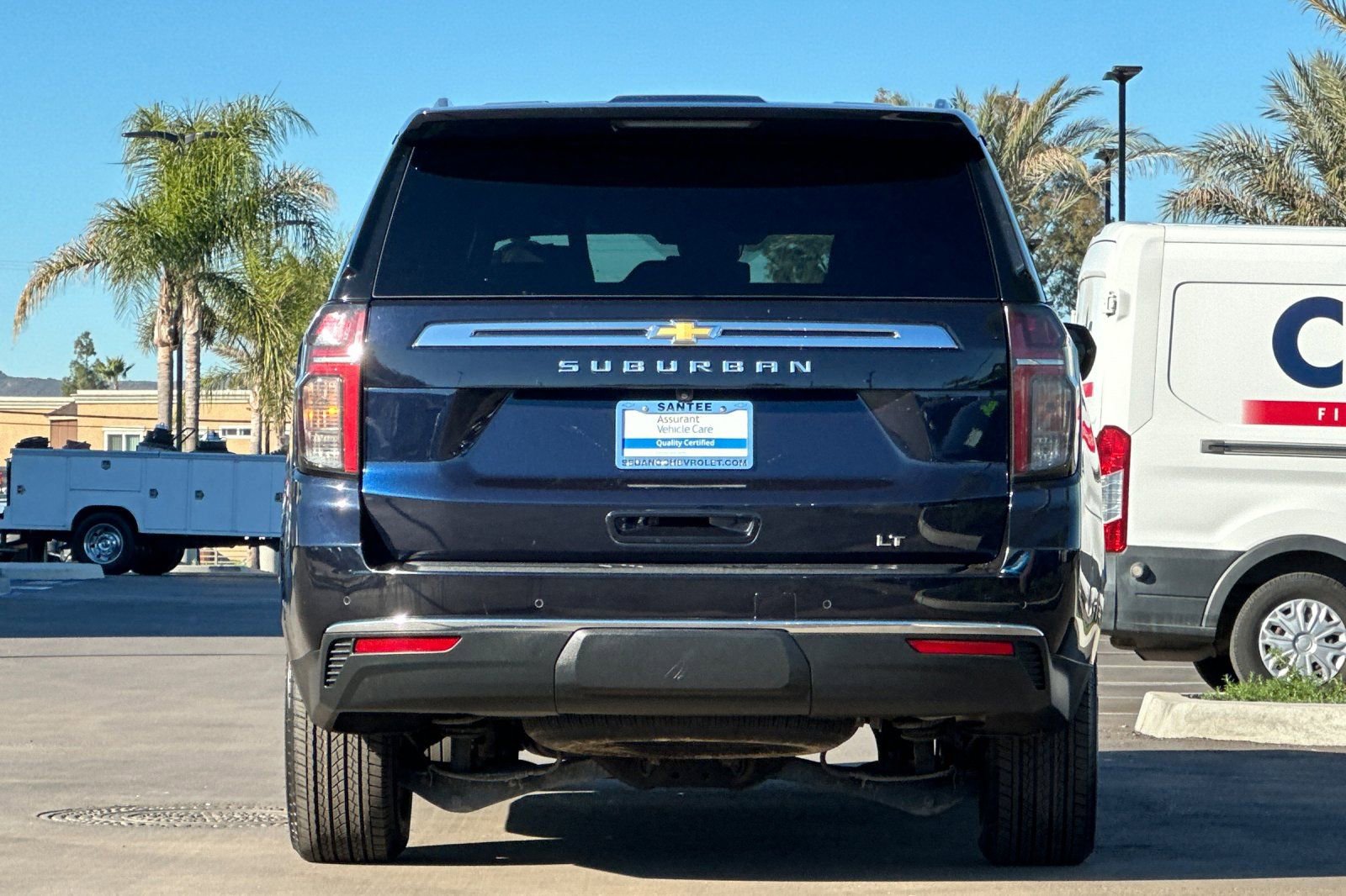 Used 2024 Chevrolet Suburban LT image 5