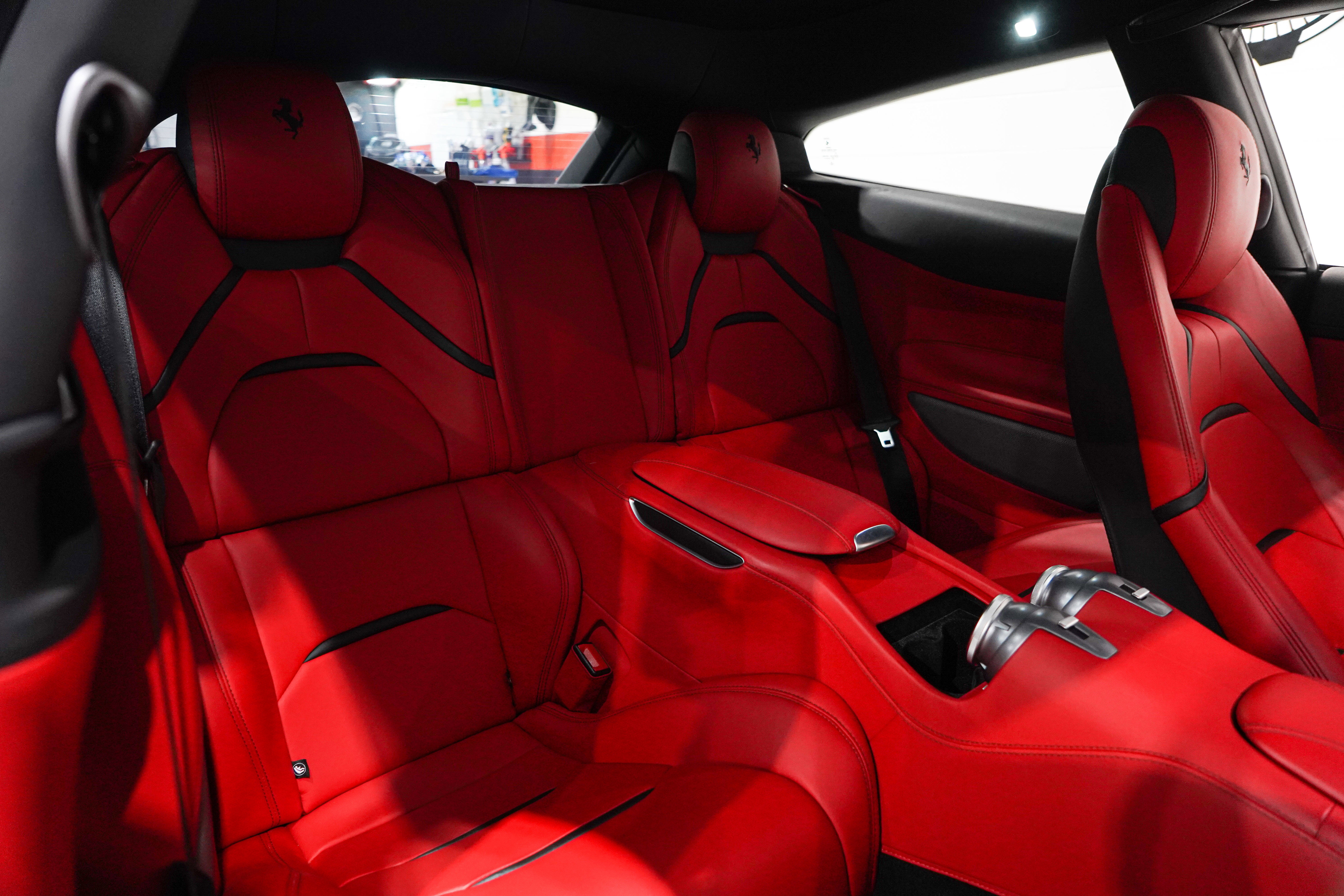 Used 2018 Ferrari GTC4Lusso T RWD image 18
