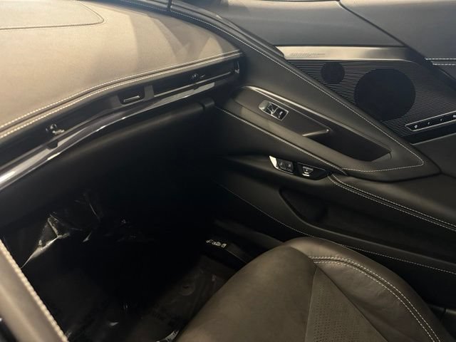 Used 2023 Chevrolet Corvette Z06 w/ Stealth Interior Trim Package RWD image 19
