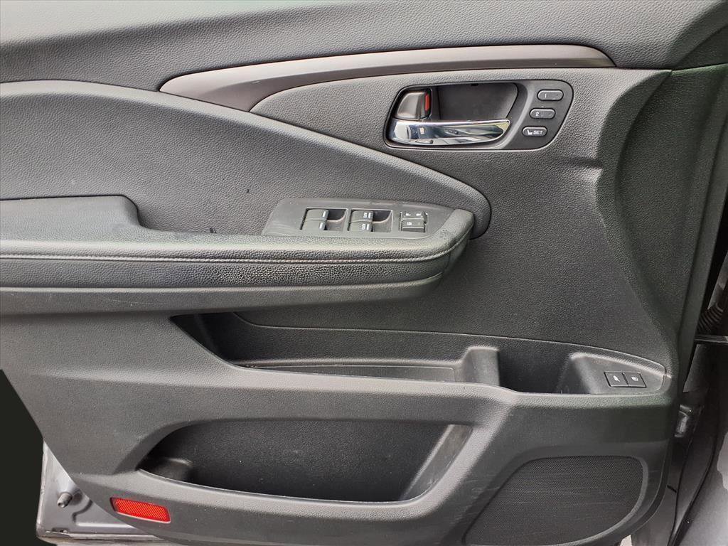 Used 2019 Honda Passport EX-L image 17