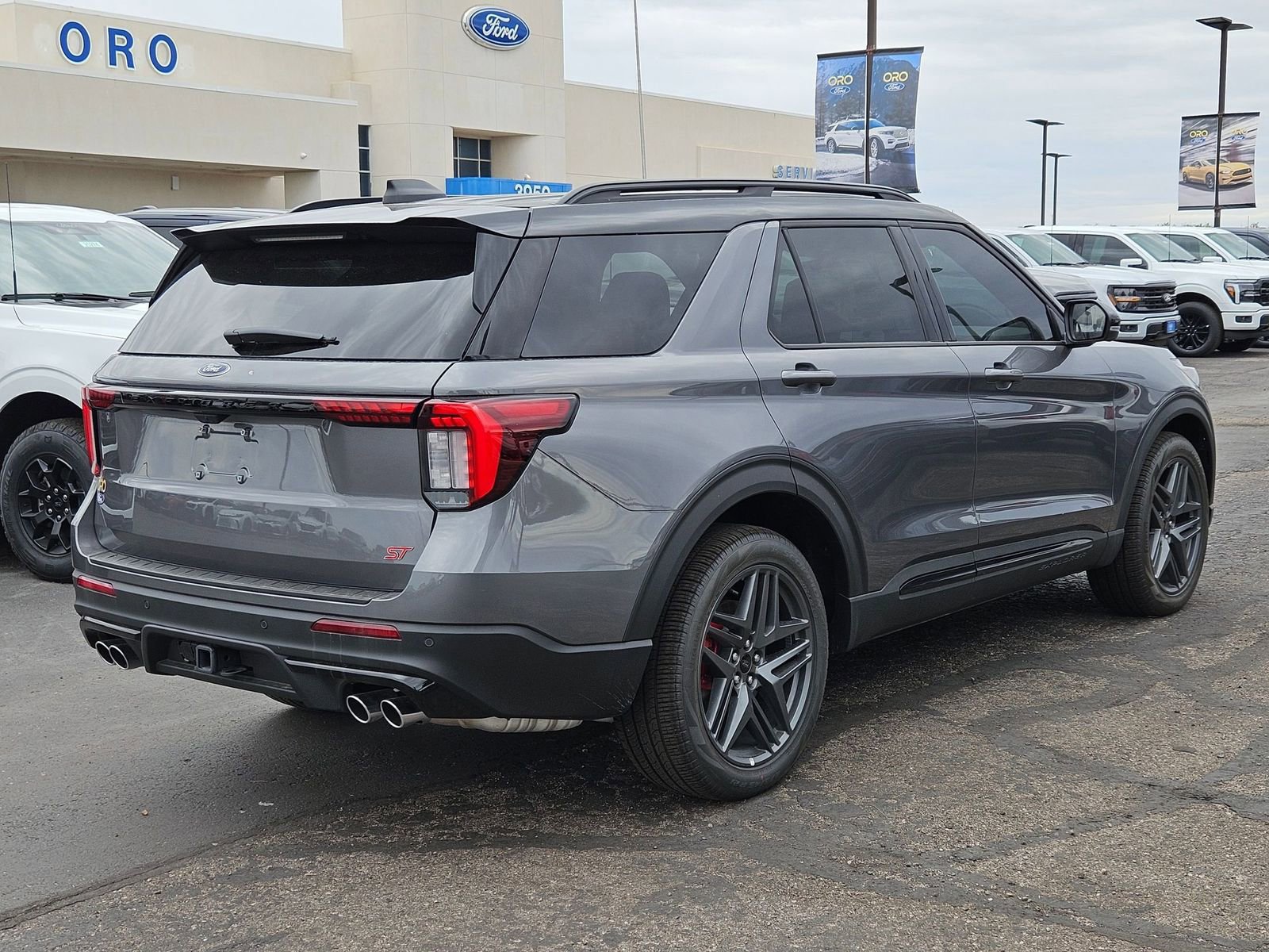 New 2025 Ford Explorer ST image 5