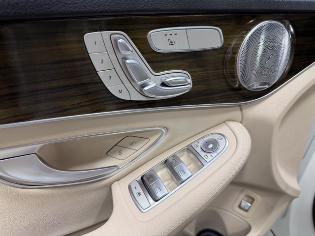 Used 2017 Mercedes-Benz C 300 4MATIC Sedan image 20