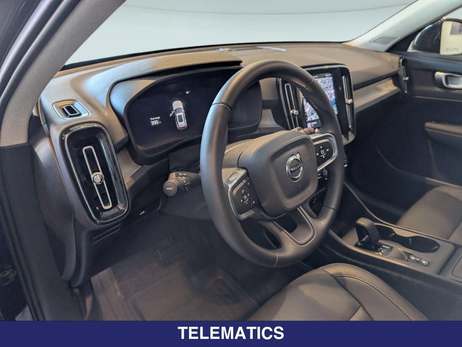 New 2026 Volvo XC40 B5 Core w/ Protection Package Premier AWD/4WD image 9