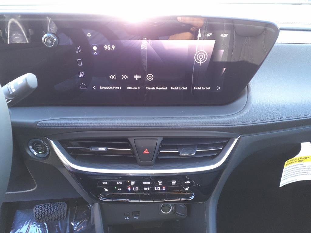 Certified 2024 Buick Encore GX Avenir w/ Avenir Convenience Package image 18