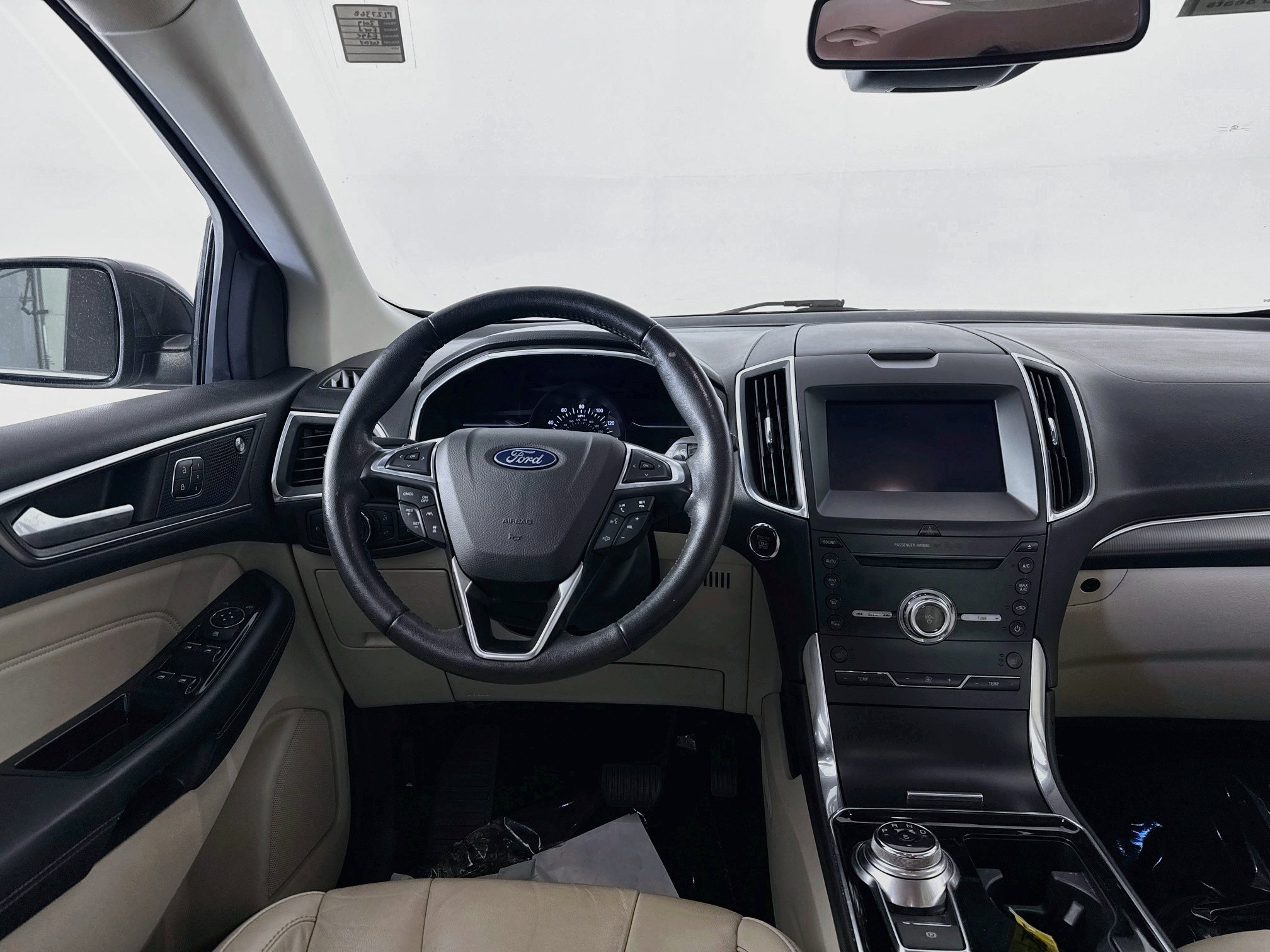 Used 2019 Ford Edge Titanium w/ Cold Weather Package AWD/4WD image 22