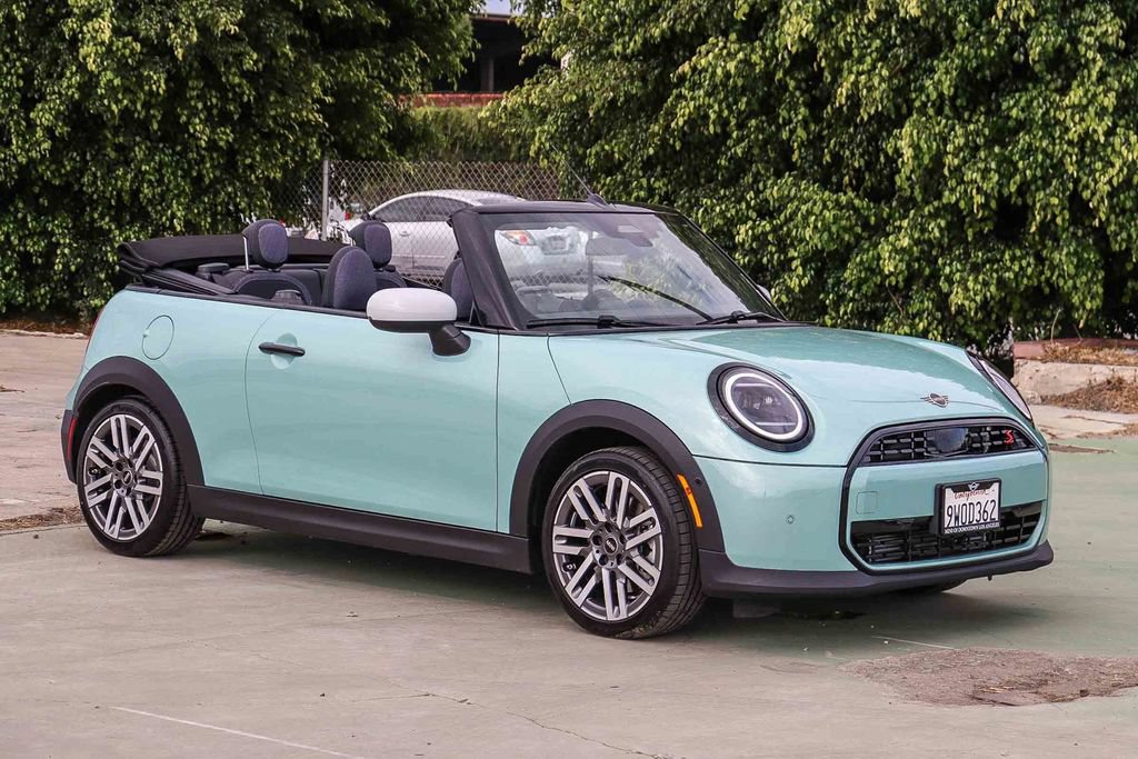 Used 2026 MINI Cooper S FWD image 12