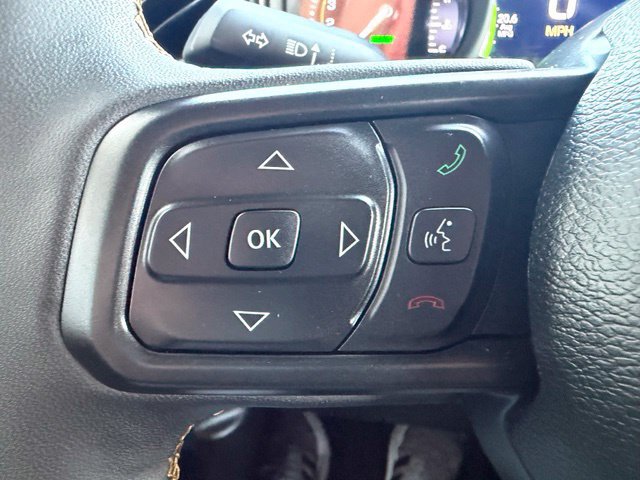Used 2024 Jeep Wrangler Unlimited w/ Convenience Group AWD/4WD image 30