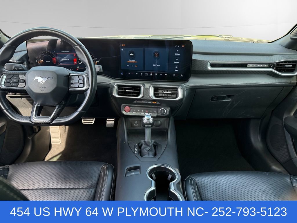 Used 2025 Ford Mustang Premium RWD image 10