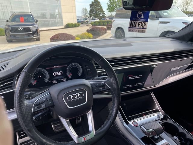 Used 2021 Audi SQ8 Prestige w/ Prestige Package image 10