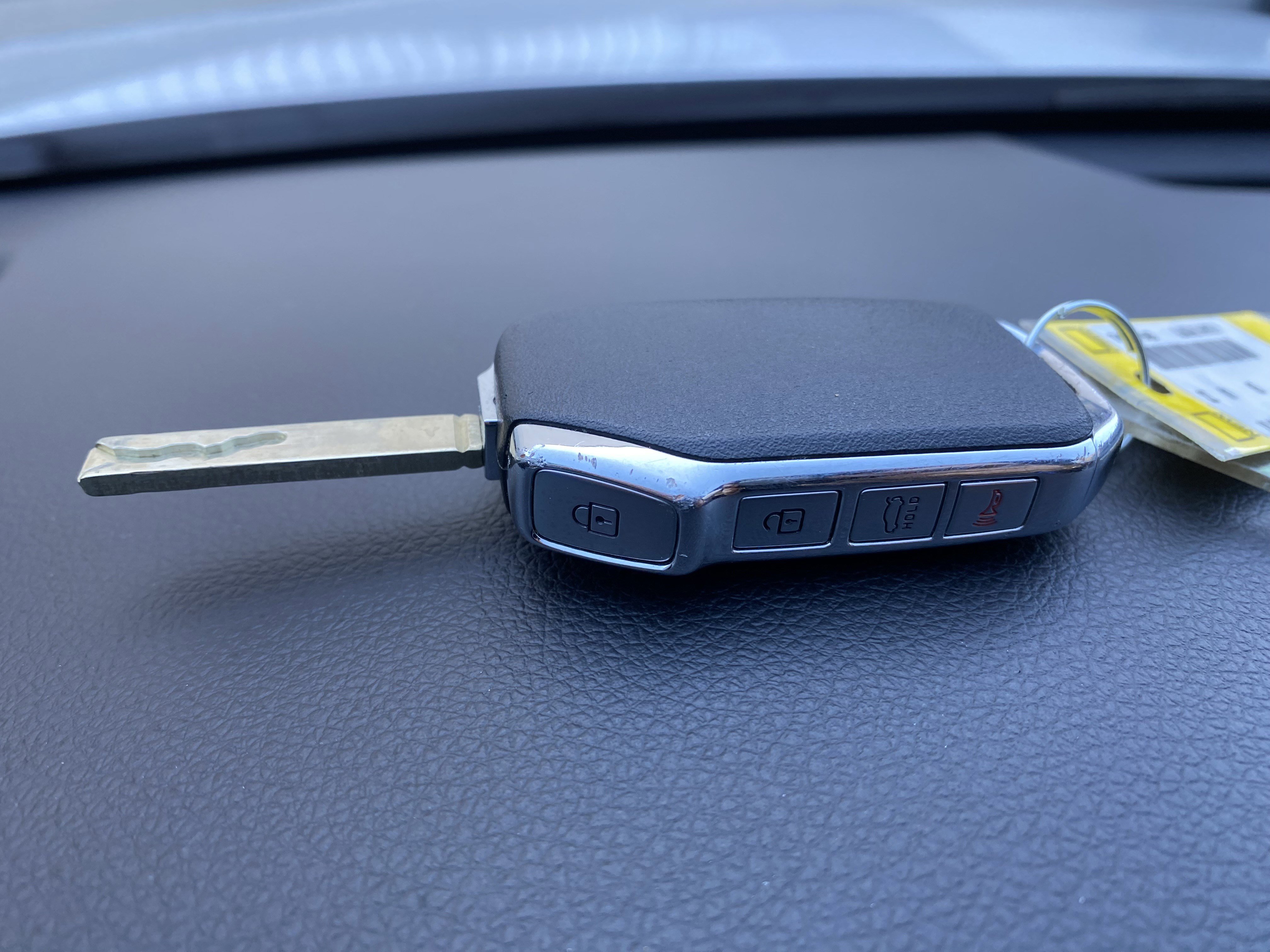 Used 2022 Kia K5 LX image 34