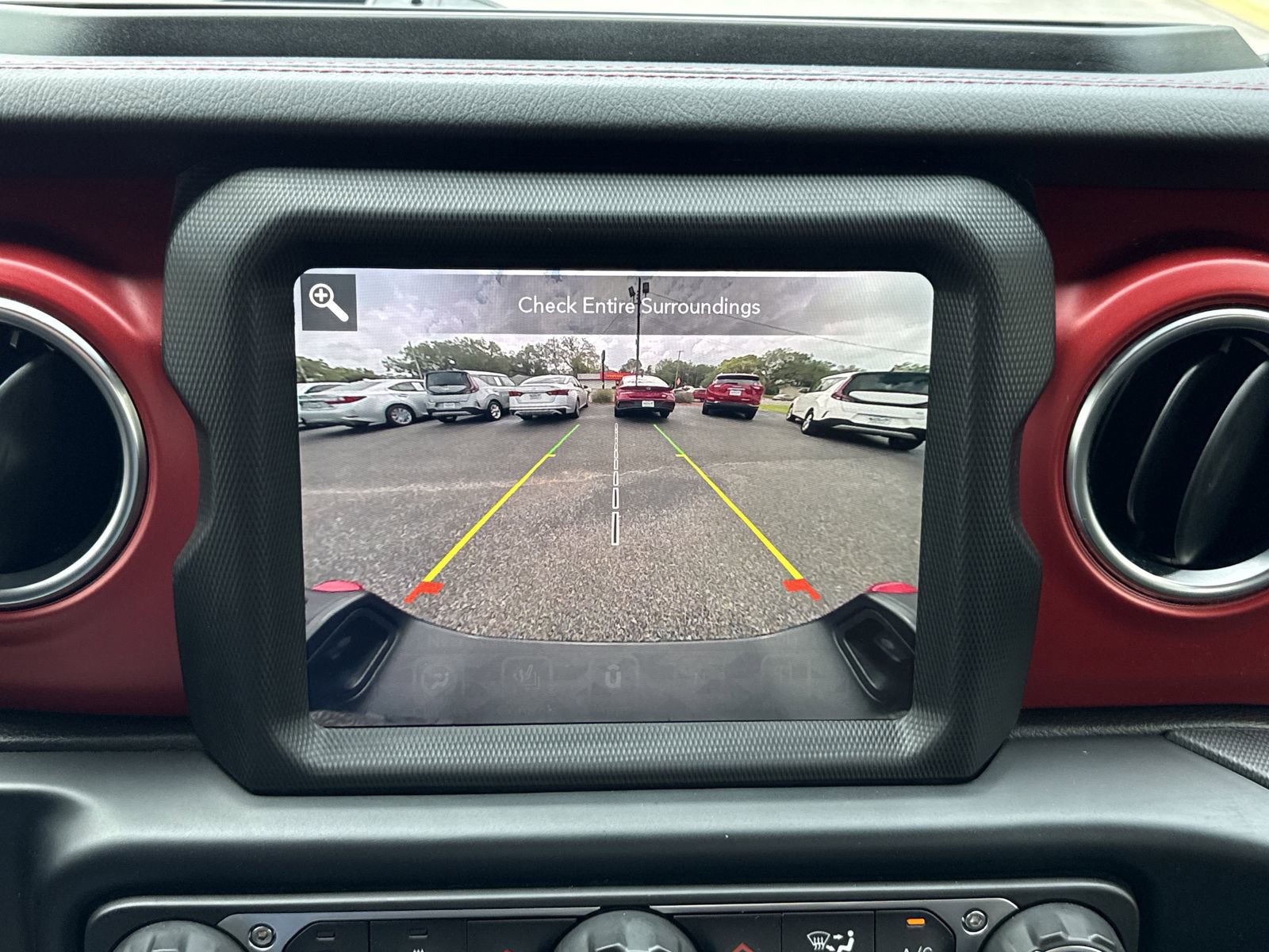 Used 2023 Jeep Gladiator Rubicon w/ LED Lighting Group image 22