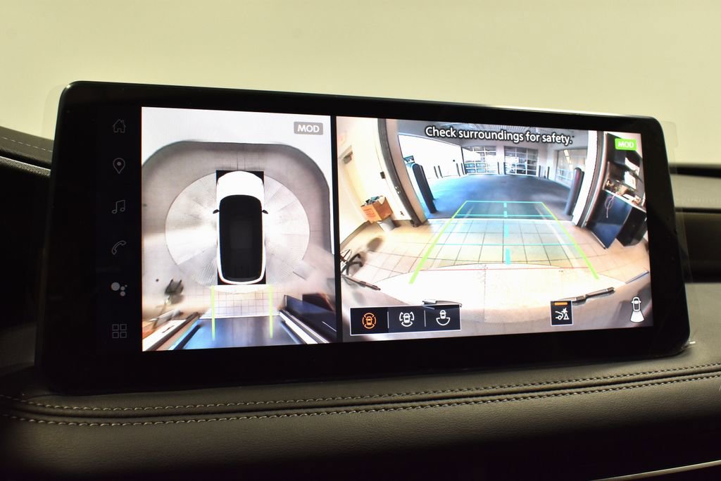 New 2026 INFINITI QX60 Luxe w/ Family Package image 24