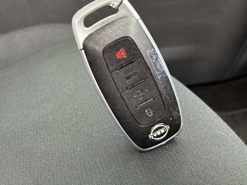 Used 2024 Nissan Sentra SV image 9