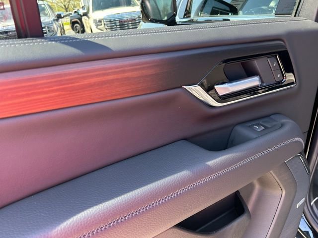 New 2026 GMC Yukon Denali AWD/4WD image 21