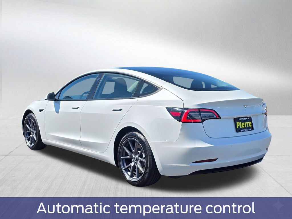 Used 2021 Tesla Model 3 Standard Range Plus RWD image 4
