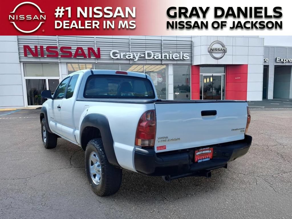 Used 2012 Toyota Tacoma PreRunner RWD image 5