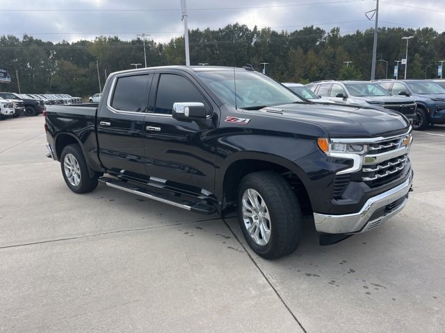 Used 2024 Chevrolet Silverado 1500 LTZ w/ LTZ Convenience Package II image 11
