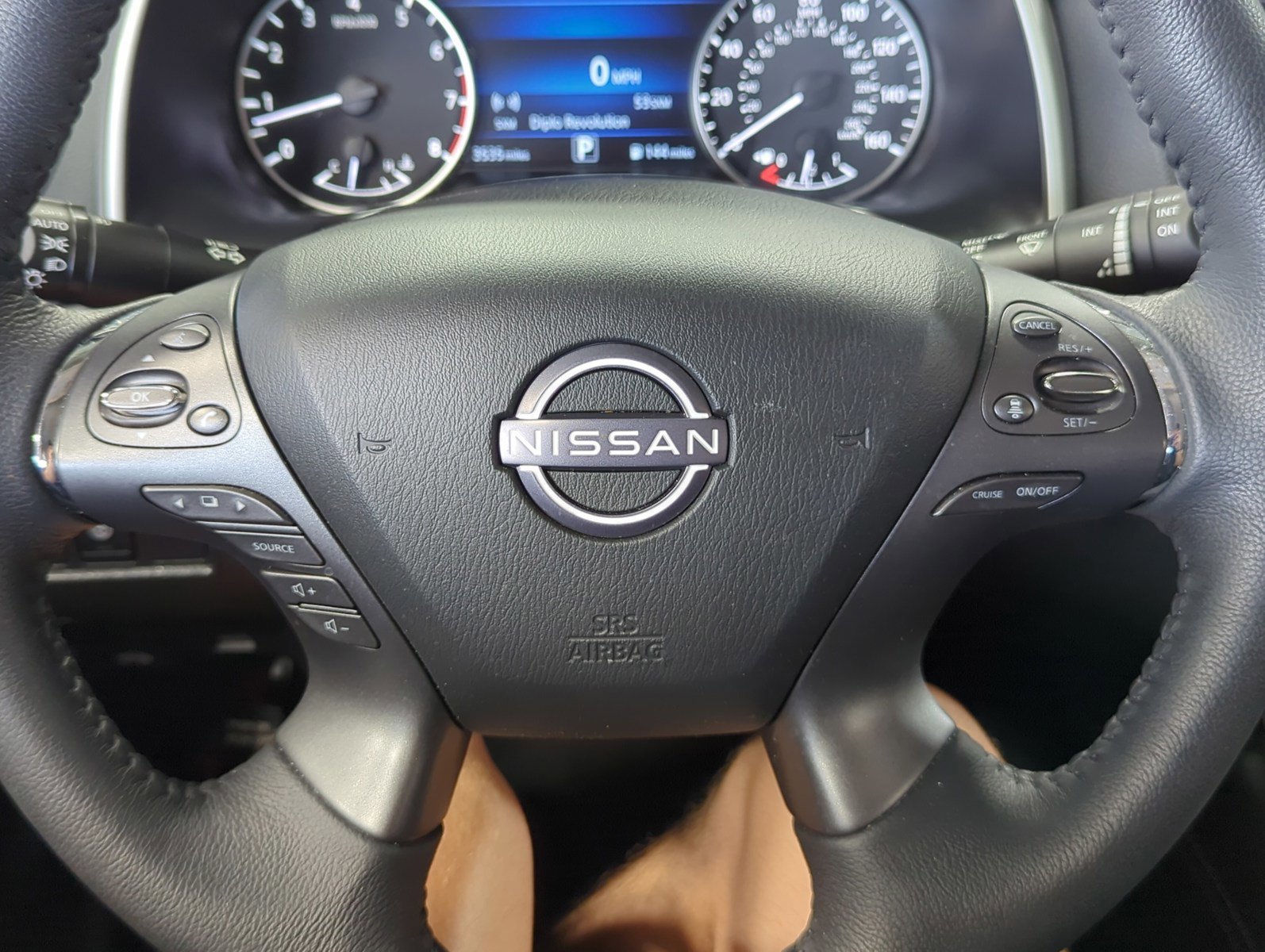 Used 2024 Nissan Murano SV image 25