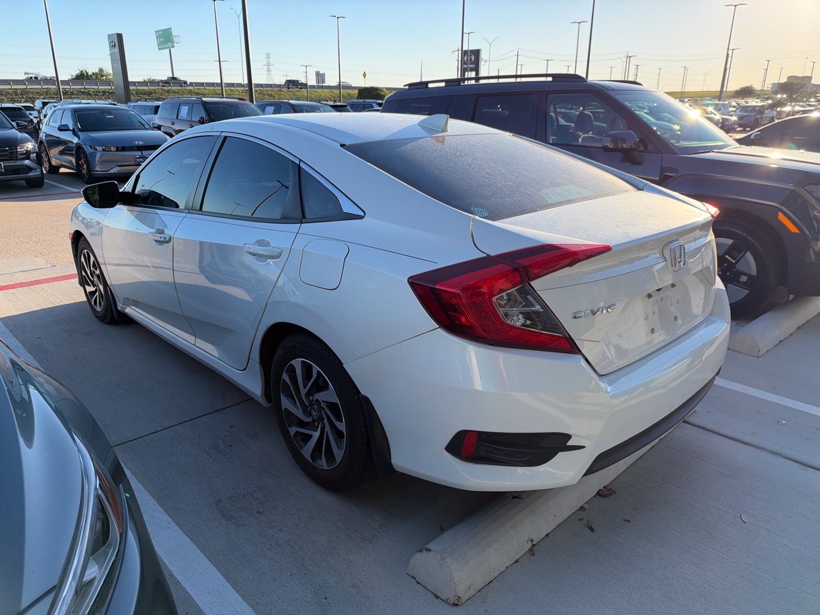 Used 2017 Honda Civic EX image 10