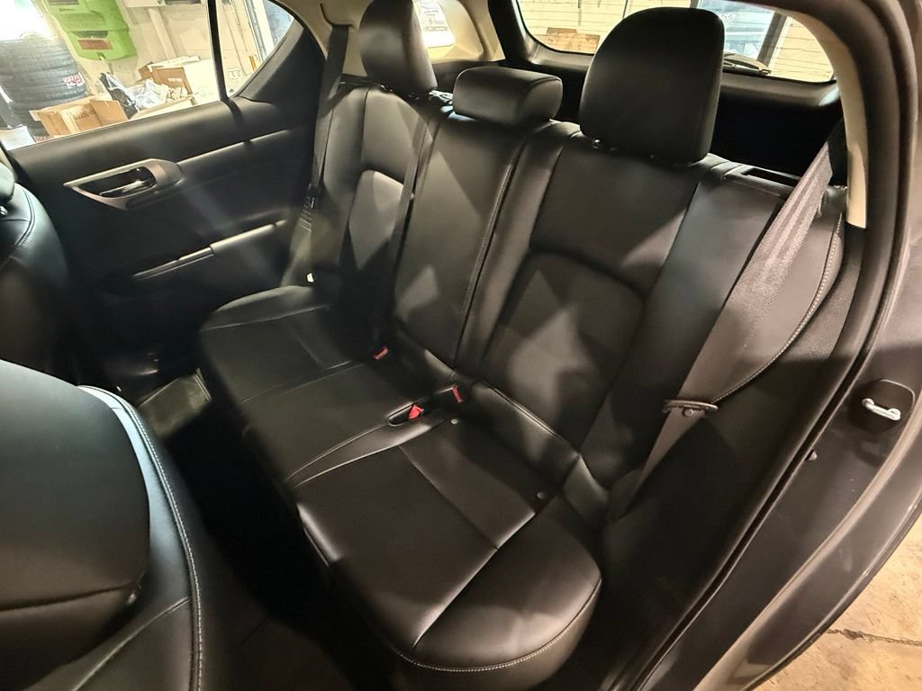 Used 2015 Lexus CT 200h FWD image 23