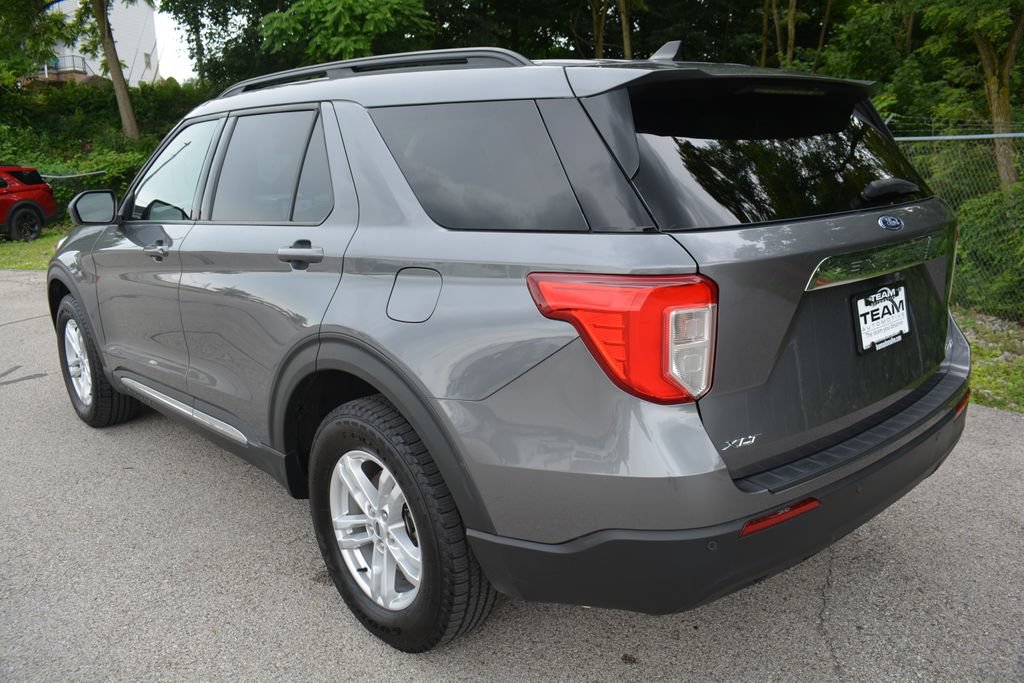 Used 2022 Ford Explorer XLT AWD/4WD image 7
