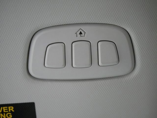 Certified 2025 Ford Escape Platinum AWD/4WD image 24
