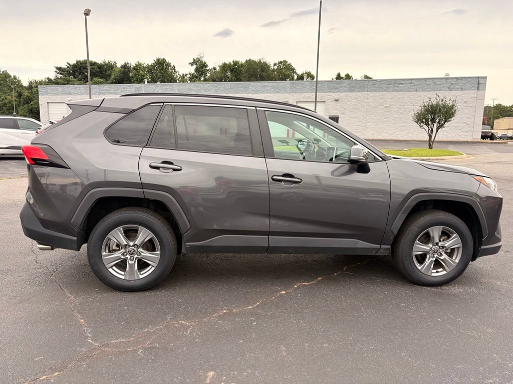 Used 2024 Toyota RAV4 XLE FWD image 9