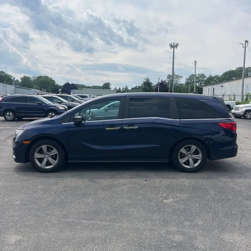 Used 2018 Honda Odyssey EX-L image 2