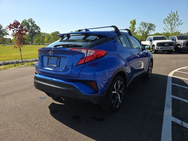 Used 2018 Toyota C-HR XLE FWD image 8