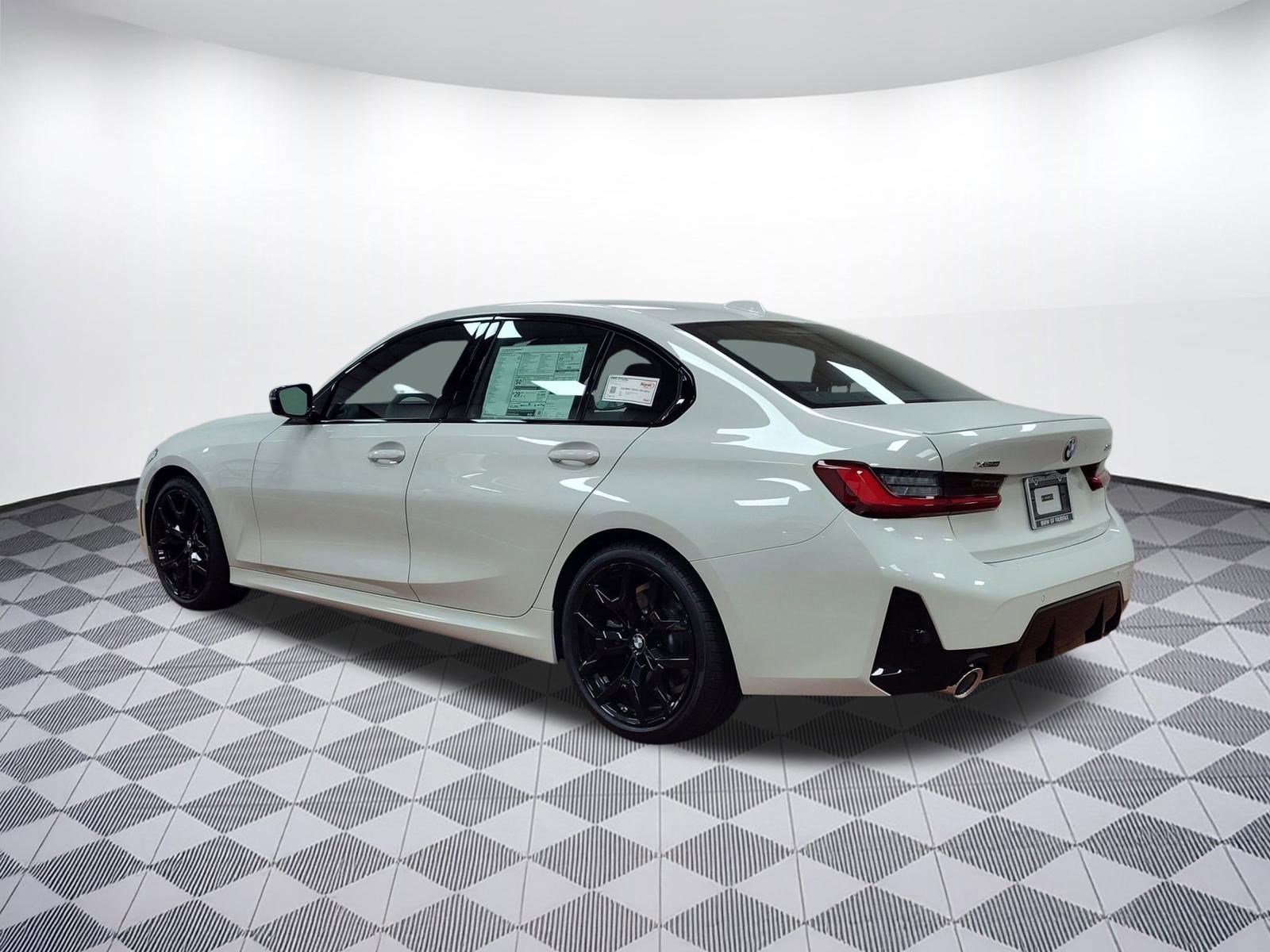 Used 2025 BMW 330i xDrive Sedan w/ M Sport Package image 3