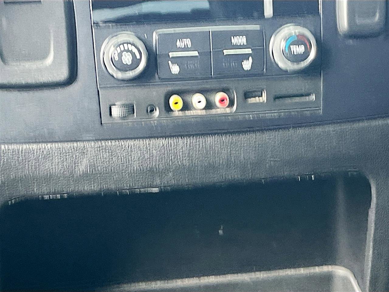 Used 2015 Chevrolet Tahoe LTZ image 14