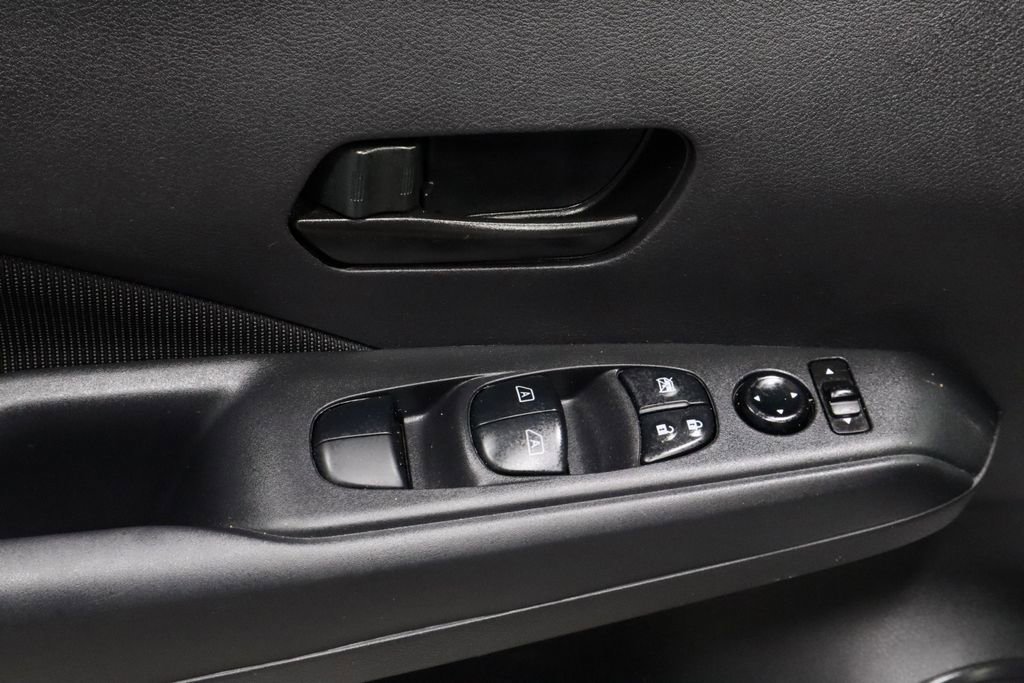 Certified 2024 Nissan Kicks S image 22