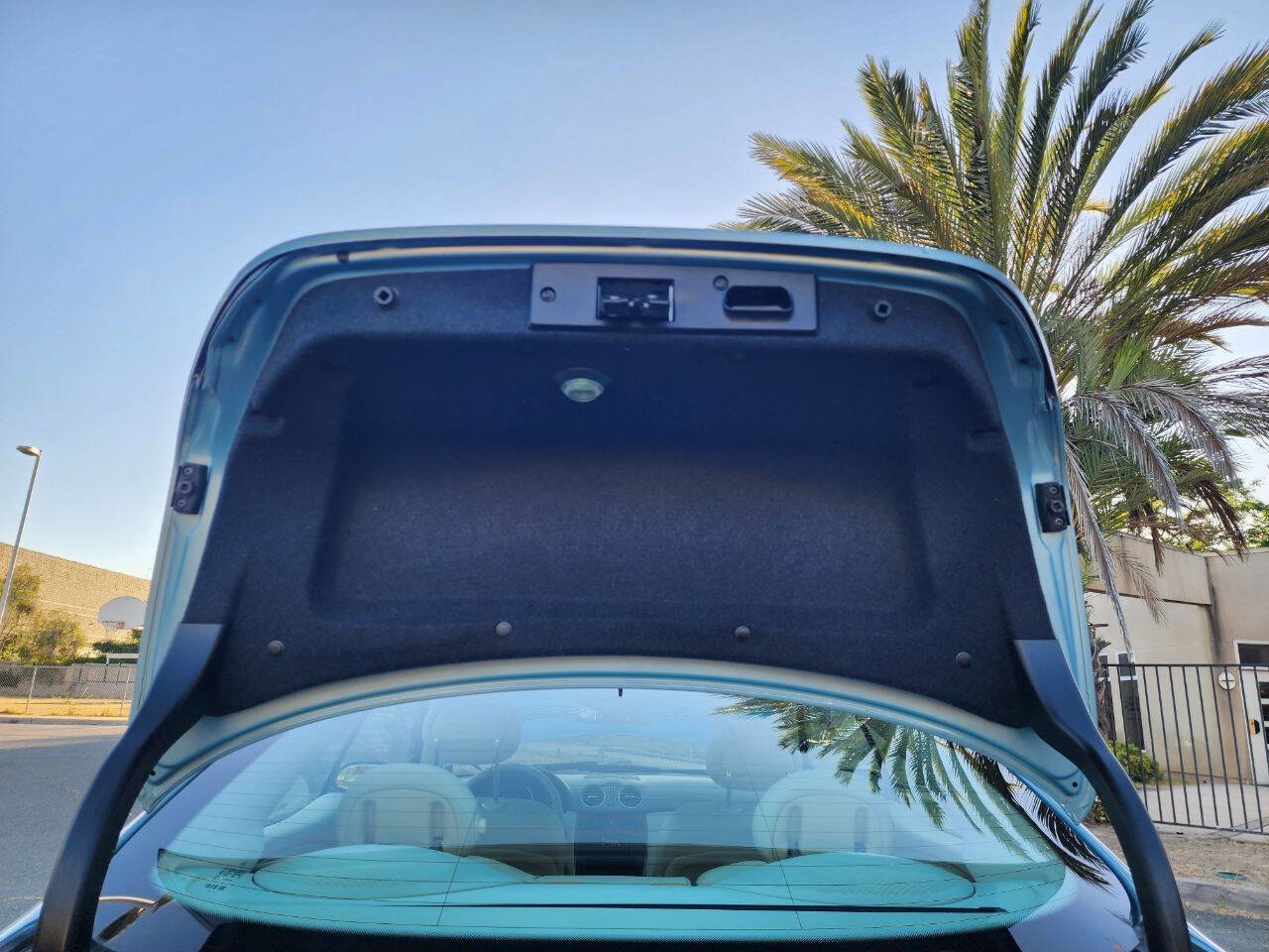 Used 2004 Mercedes-Benz CLK 320 Coupe image 38