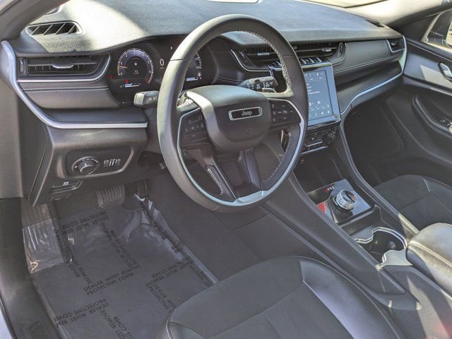 Used 2024 Jeep Grand Cherokee Altitude image 17