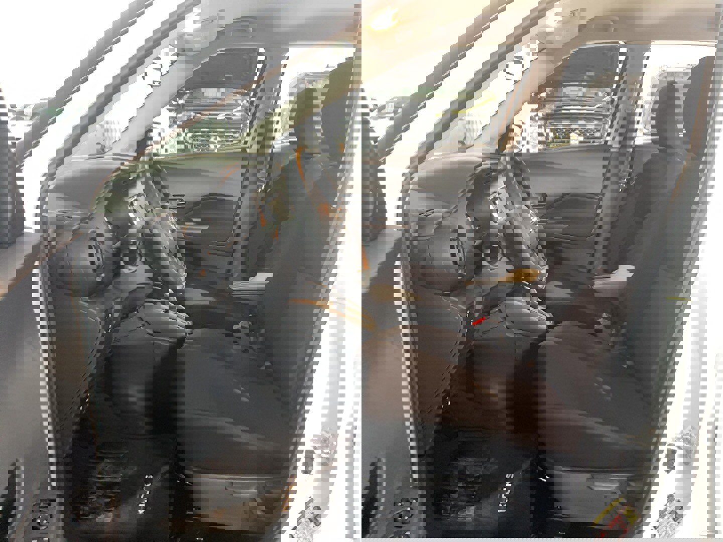 Used 2024 Nissan Kicks S image 18