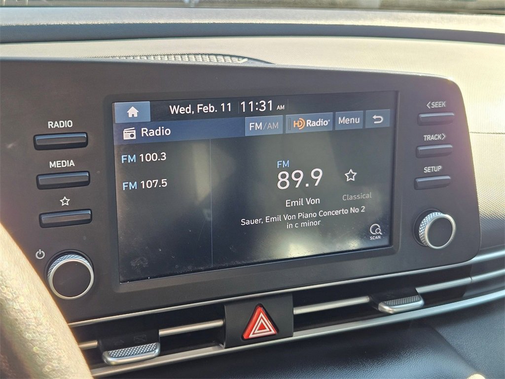 Used 2022 Hyundai Elantra SE w/ Cargo Package image 25