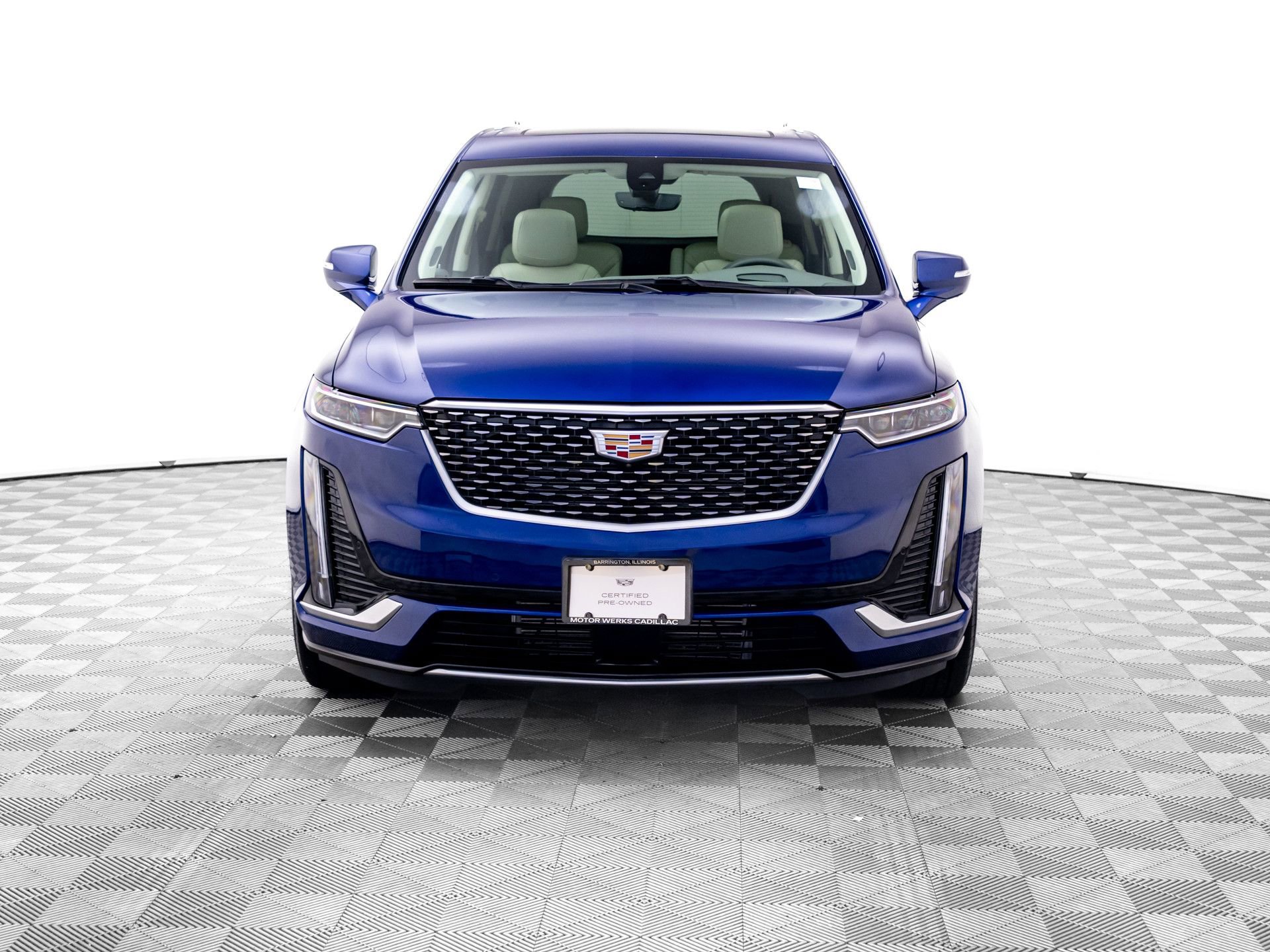 Used 2025 Cadillac XT6 Premium Luxury w/ Technology Package AWD/4WD image 9