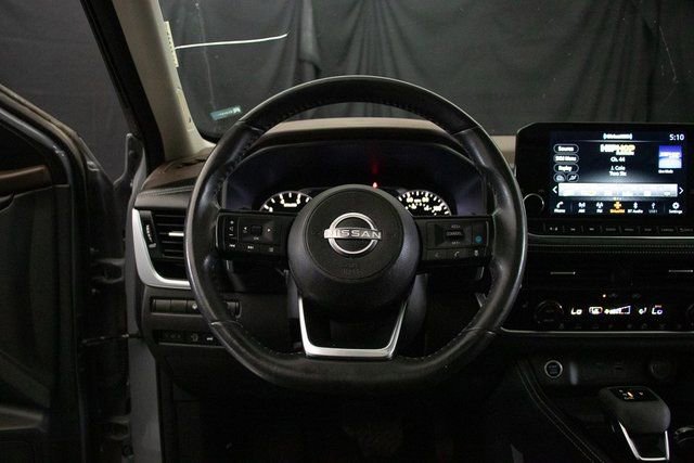 Used 2023 Nissan Rogue SL w/ SL Premium Package image 24