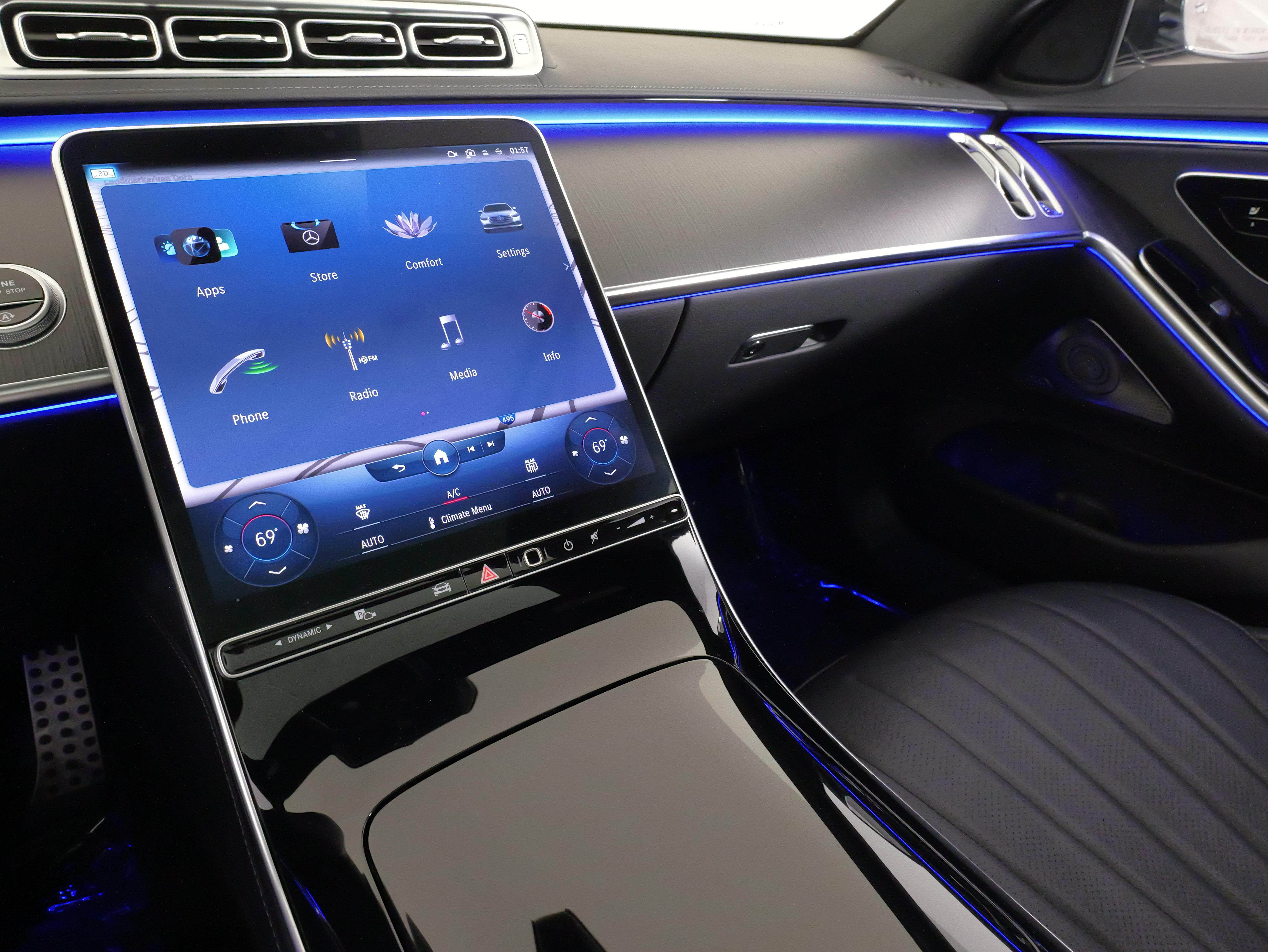 Used 2022 Mercedes-Benz S 500 4MATIC w/ AMG Line Package image 43