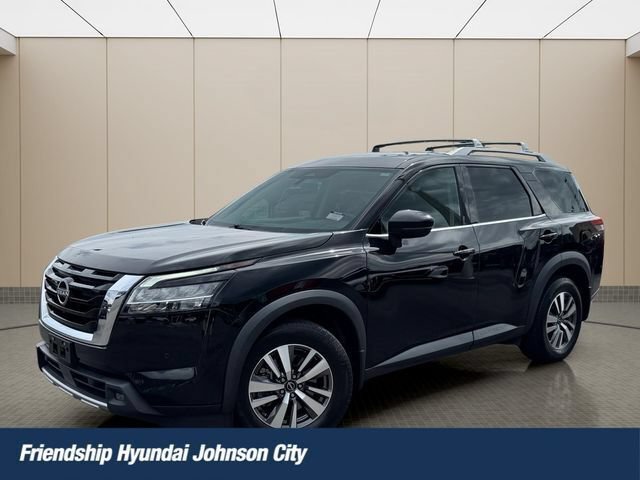Used 2023 Nissan Pathfinder SL