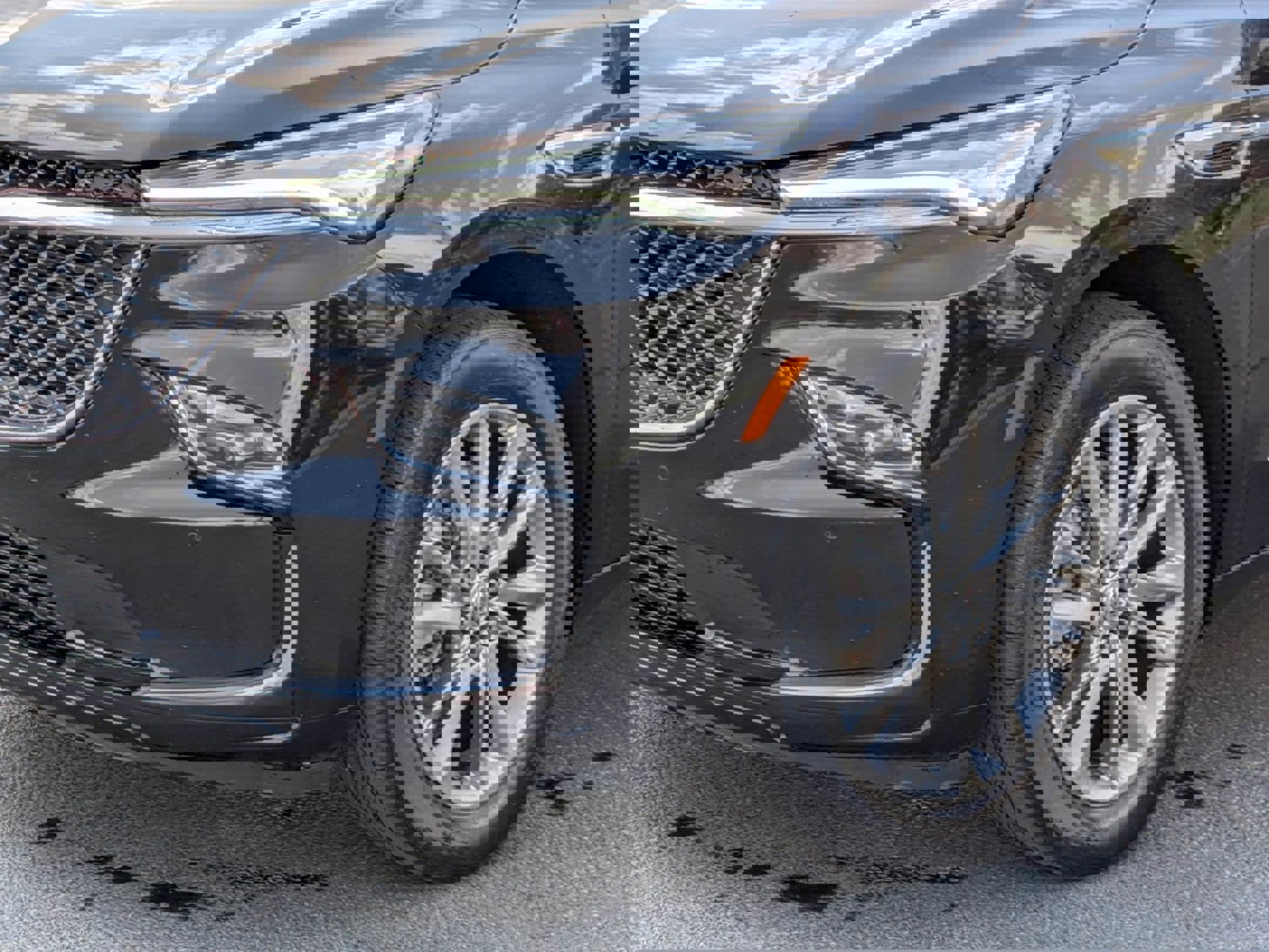 Used 2023 Buick Enclave Avenir w/ Avenir Technology Package image 9