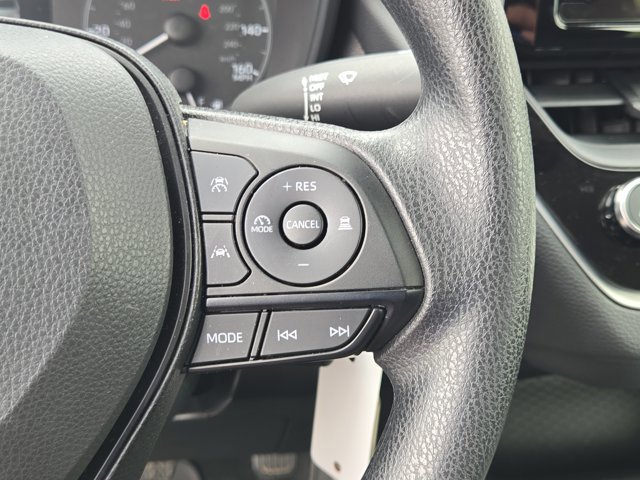 Used 2025 Toyota Corolla LE FWD image 26