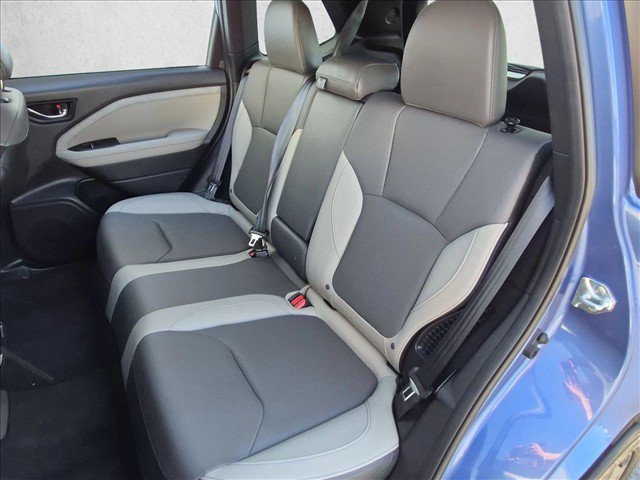 Used 2025 Subaru Forester Limited AWD/4WD image 18
