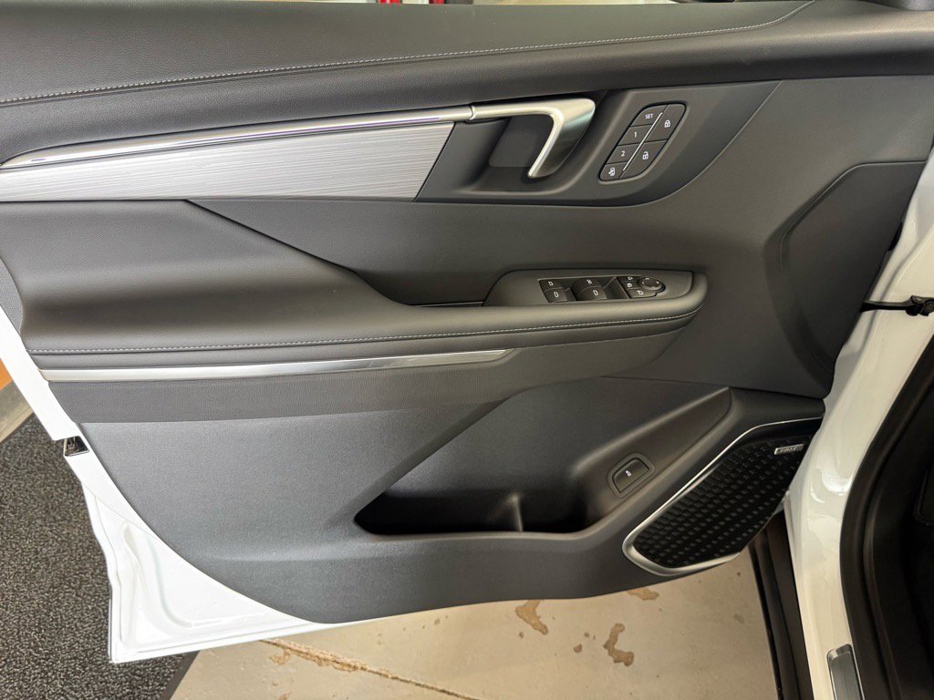 New 2026 Buick Enclave Preferred w/ Power Package image 15