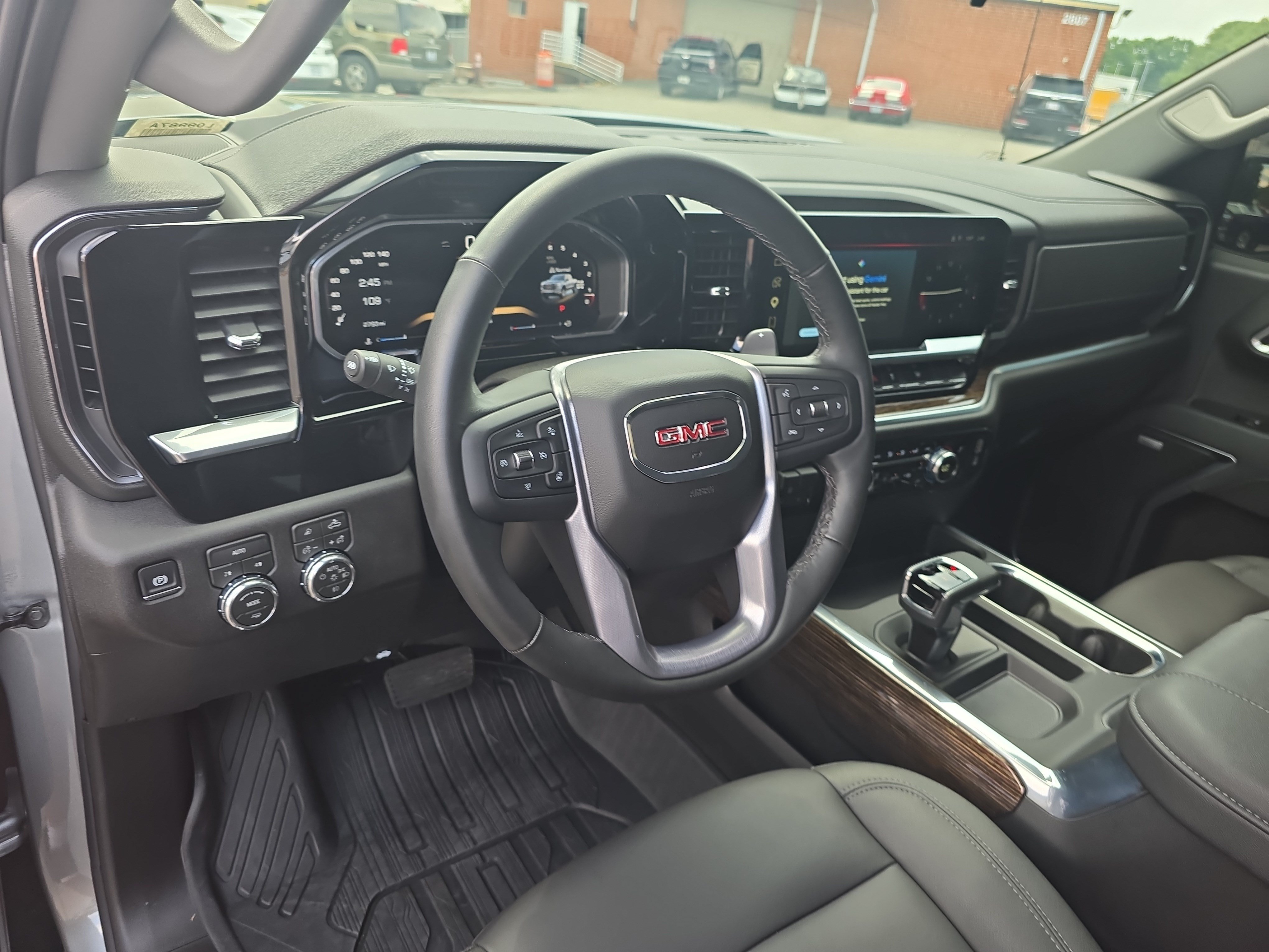 Used 2026 GMC Sierra 1500 Elevation w/ Elevation Premium Package AWD/4WD image 16