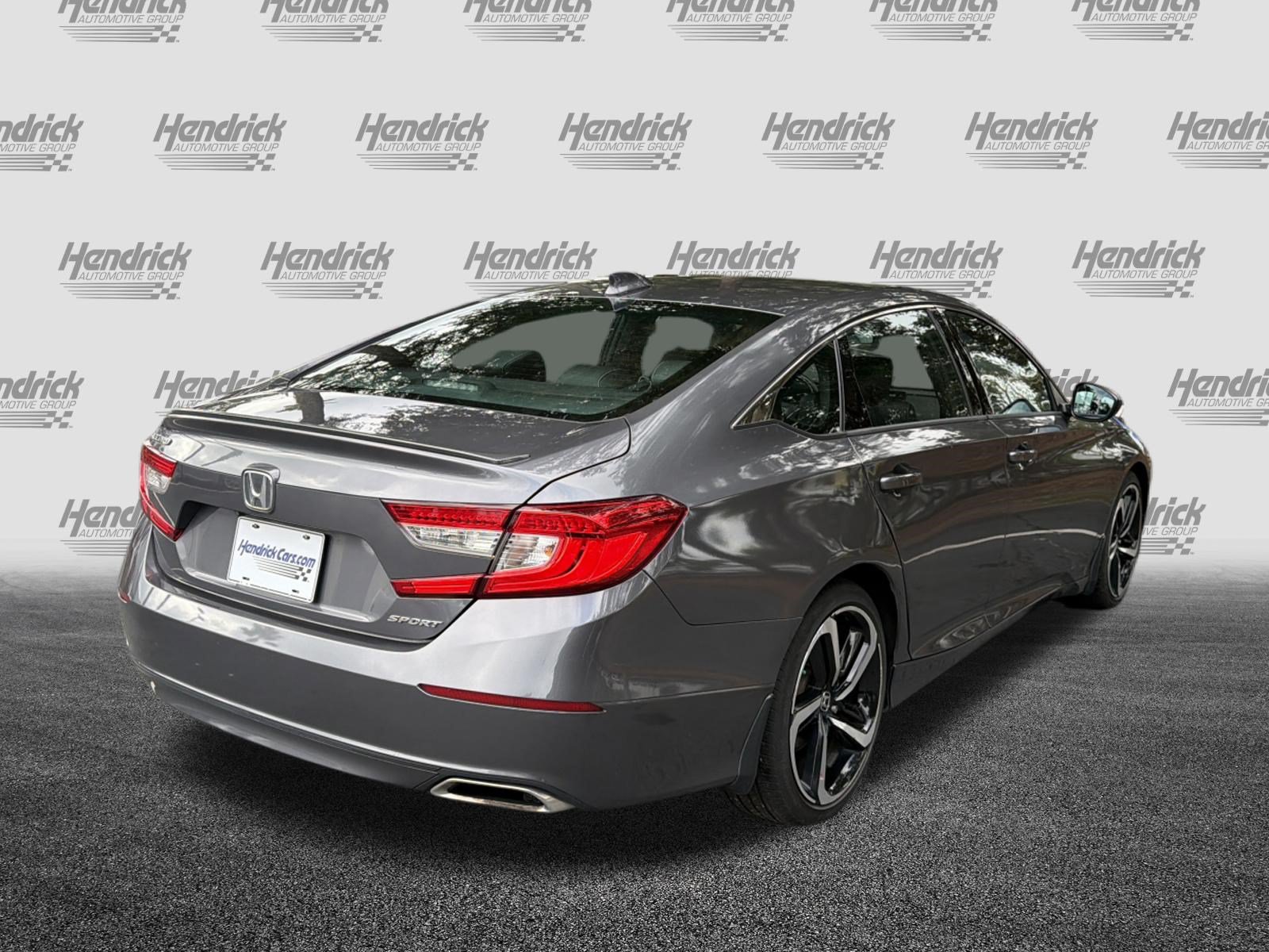 Used 2018 Honda Accord Sport image 9